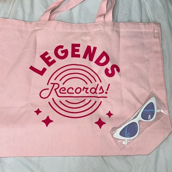 Stanley x Barbie tote bundle - Picture 3 of 4